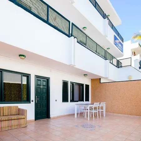 Olympia Apartment *